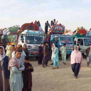 afganistan yonetimi komsu ulkelerden afganlarin toplu sinir disi edilmesini kinadi hL99rkPg