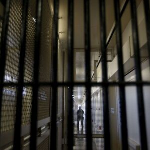 en agir mahkum 300 kiloluk suclu icin gunde bin 800 euro harcaniyor lFlgRrAm