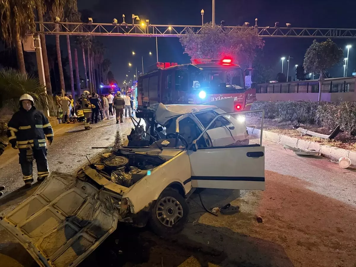 iskenderunda trafik kazasi 1 olu 3 yarali Fl2OVWji