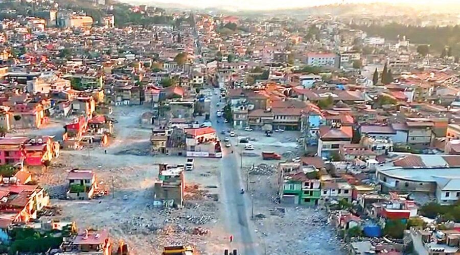 938 gün geçti ama Hatay hala enkaz