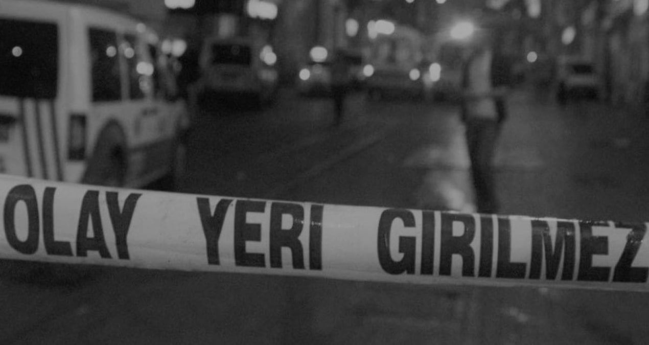 Madde bağımlısı genç evini ateşe verdi