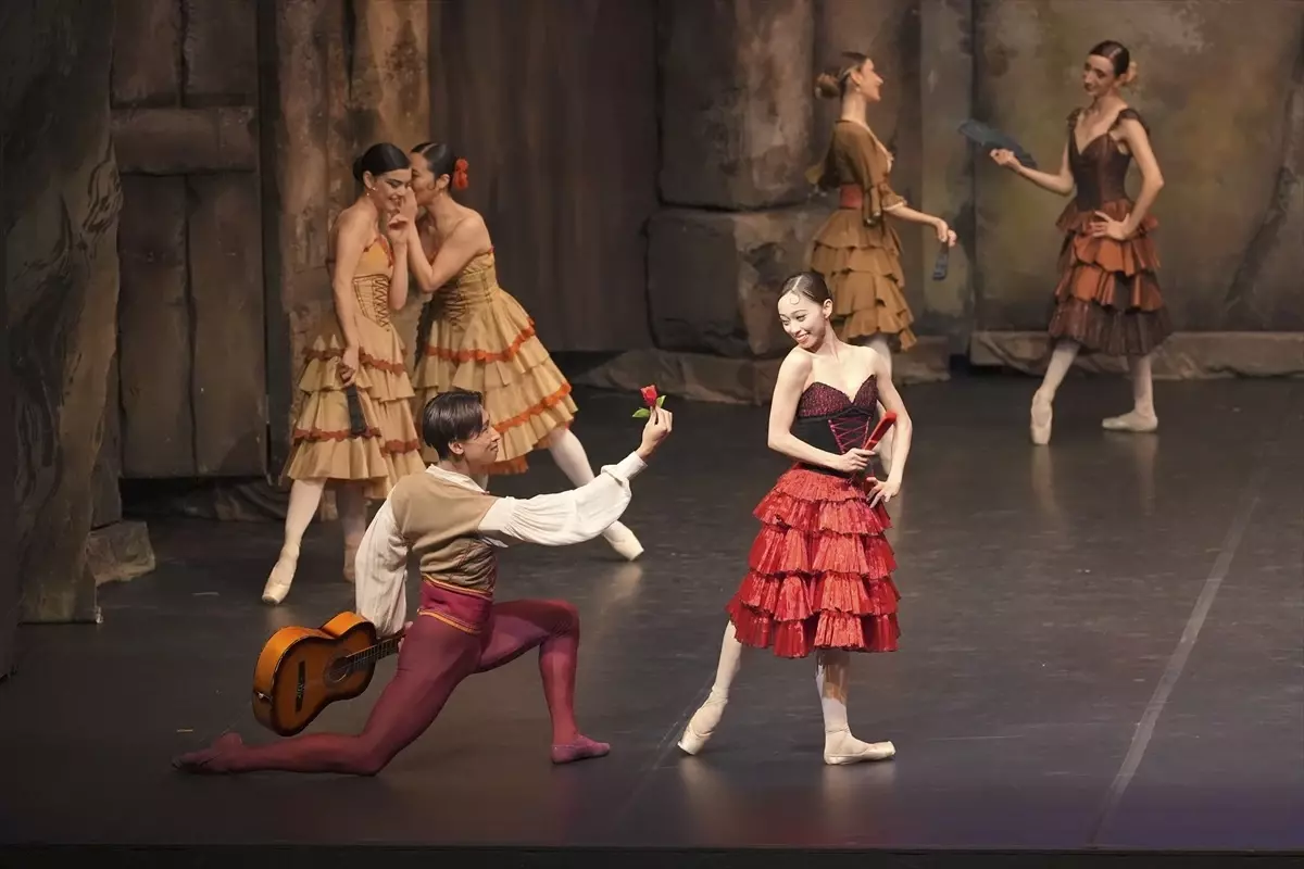 antalya dob don kisot balesini sanatseverlerle bulusturuyor YI3gBHun