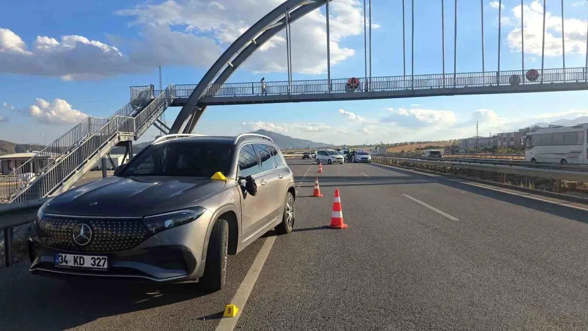 gaziantepte yolun karsisina gecerken otomobilin carptigi cocuk hayatini kaybetti 1Ys9rqqQ.jpg