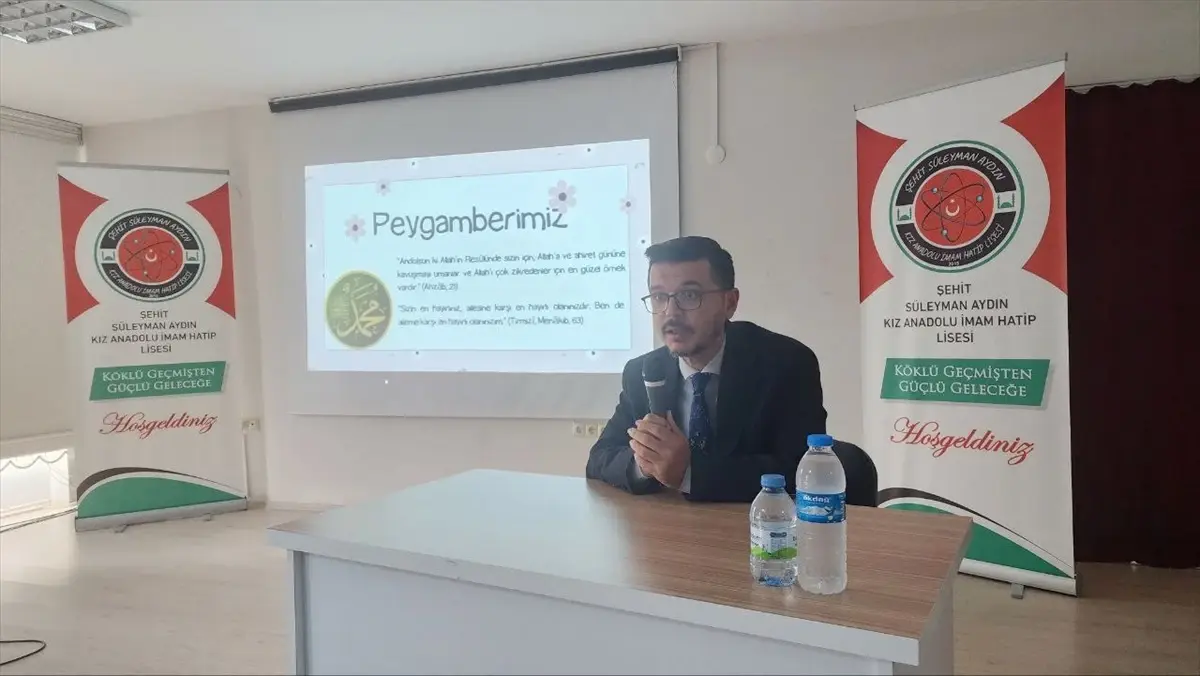 suluovada hz peygamber aile ve namaz konulu konferans duzenledi b2AFdNE1