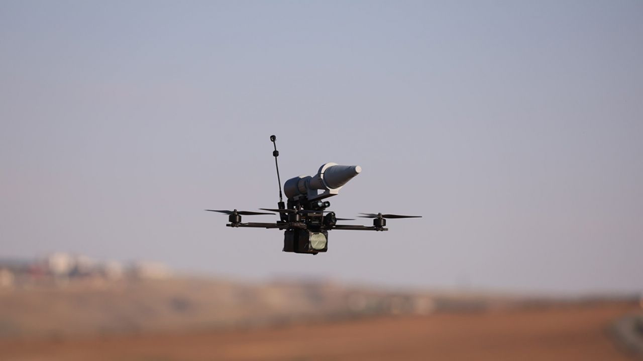 turkiyede ilk kargufpv zirhli araci tam isabetle vurdu nf9V8jFY