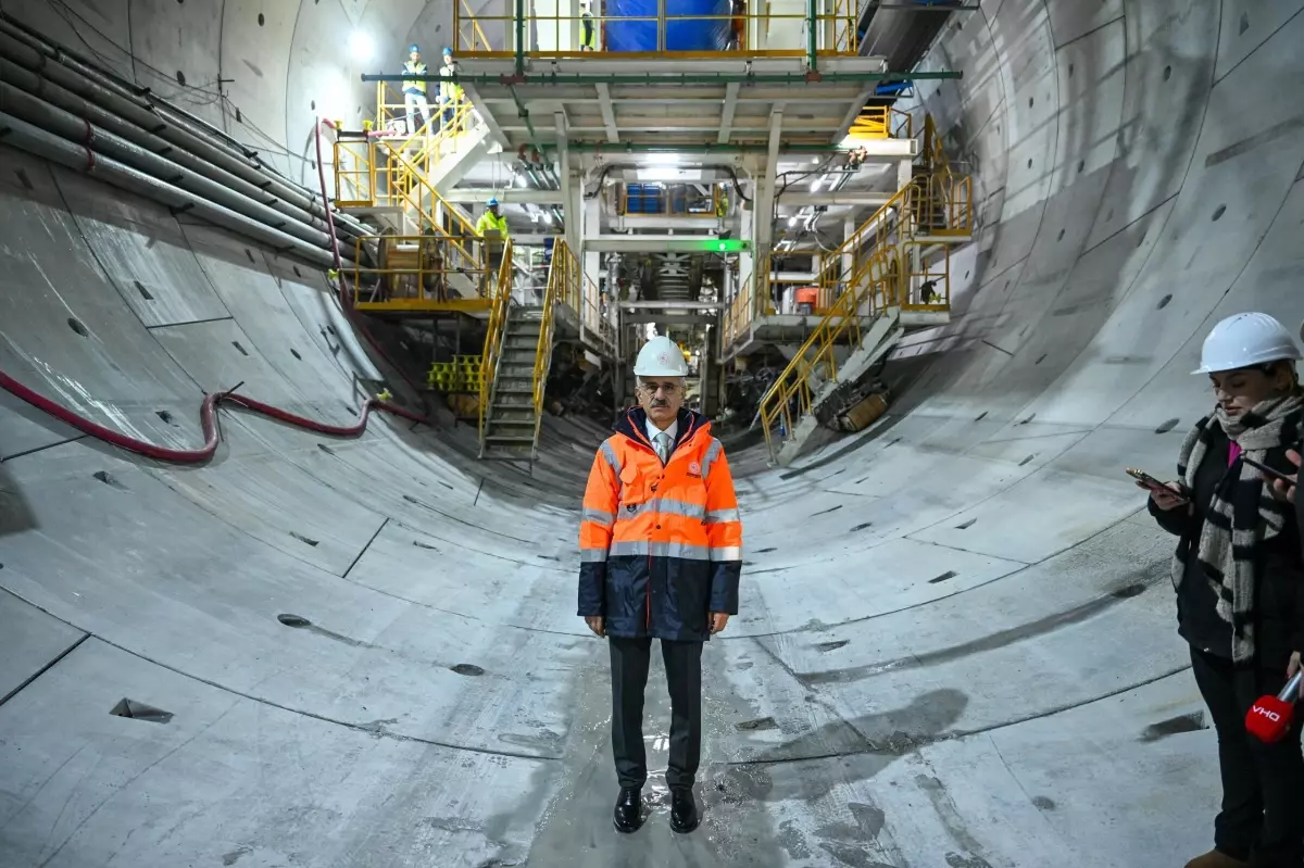 Bakan Uraloğlu: Seyahat süresini 35 dakikadan 5 dakikaya indireceğiz